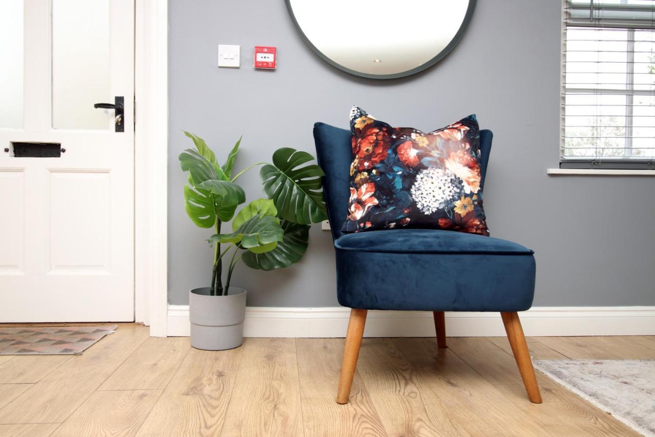 Flat 1 Batheaston By Mia Living Stylish 1 Bedroom Property With Free Parking 외부 사진